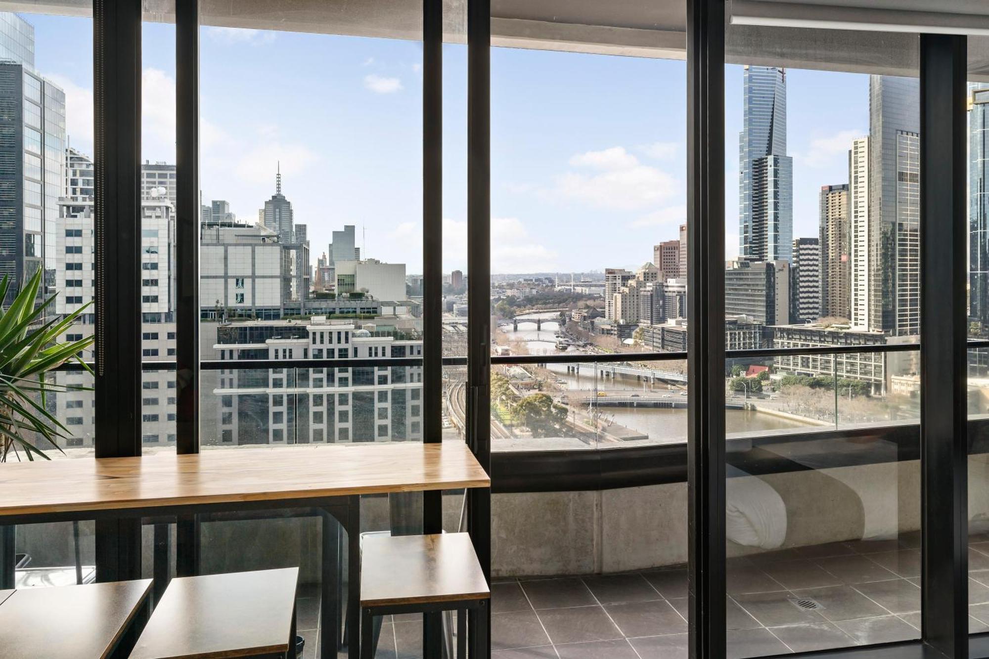 Aura On Flinders Serviced Apartments Melbourne Dış mekan fotoğraf